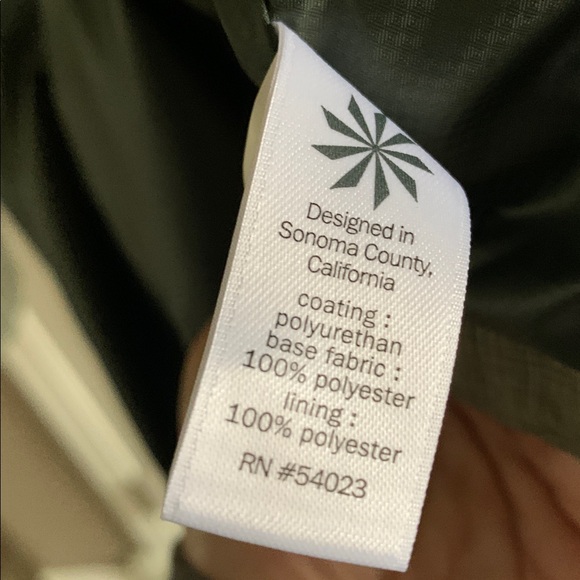 ATHLETA HOODED RAINCOAT - Picture 12 of 13